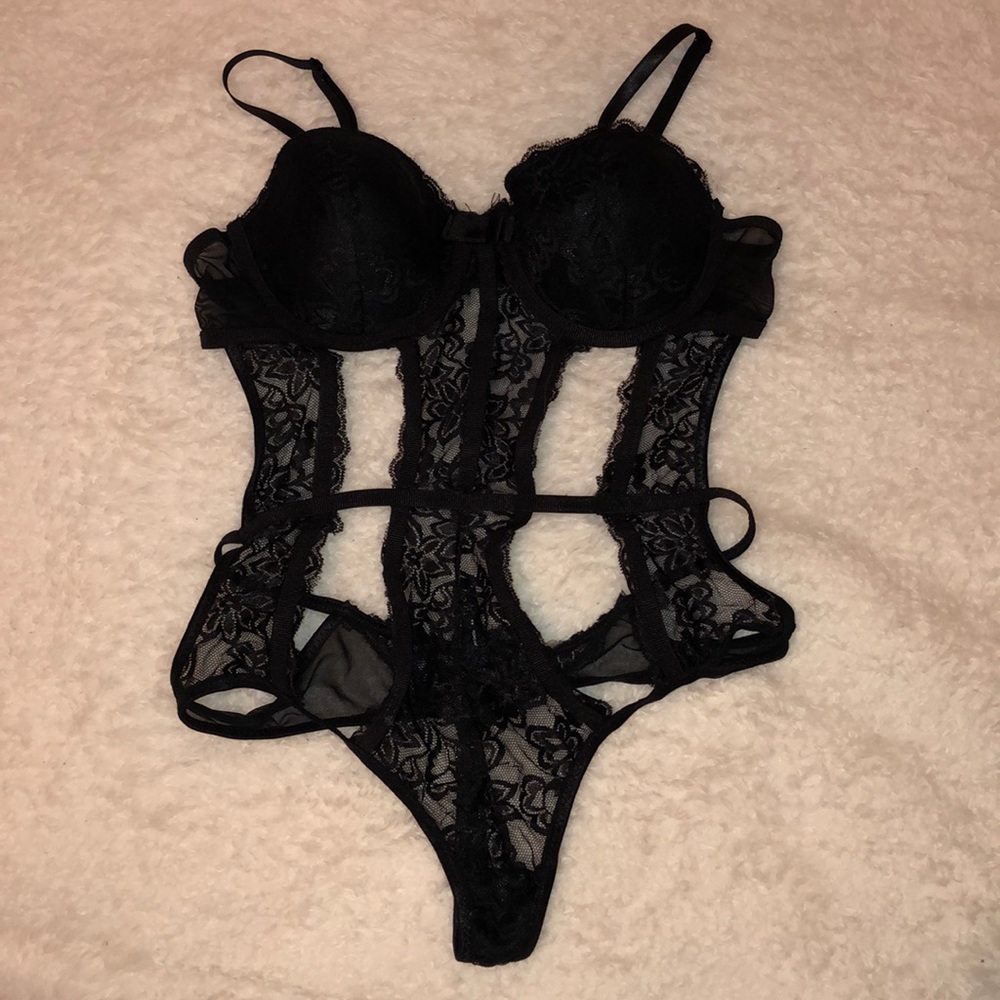 Spencer’s galloon lace cutout teddy